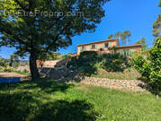 Maison à VILLECROZE