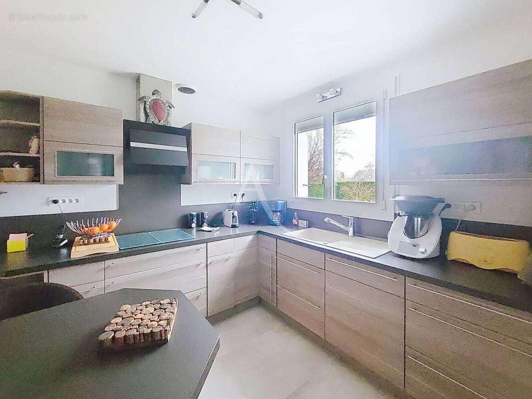 Maison à OZOIR-LA-FERRIERE