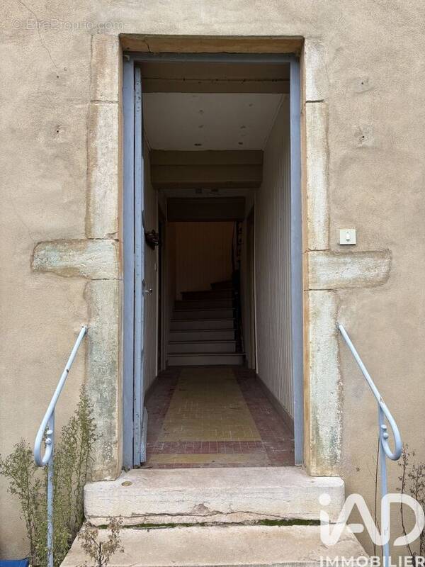 Photo 1 - Maison à MOGNENEINS