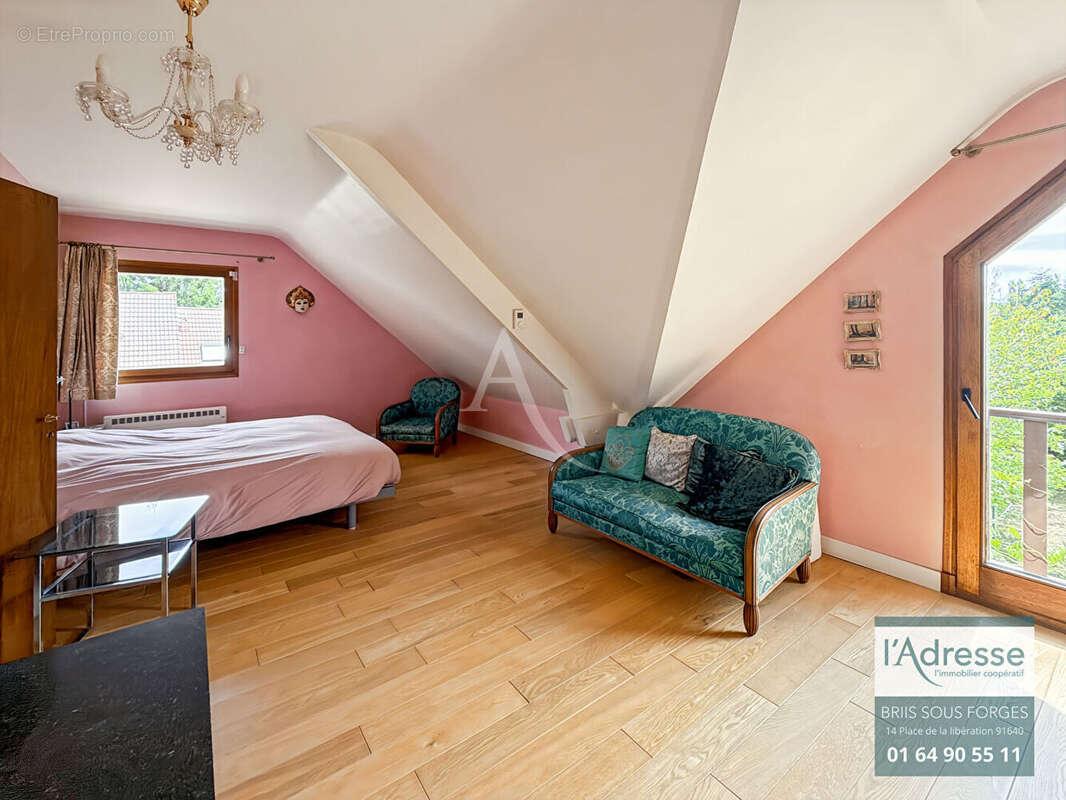 Maison familiale 5 chambres avec sous-sol total et jardin à Fontenay-lès-Briis - photo 15