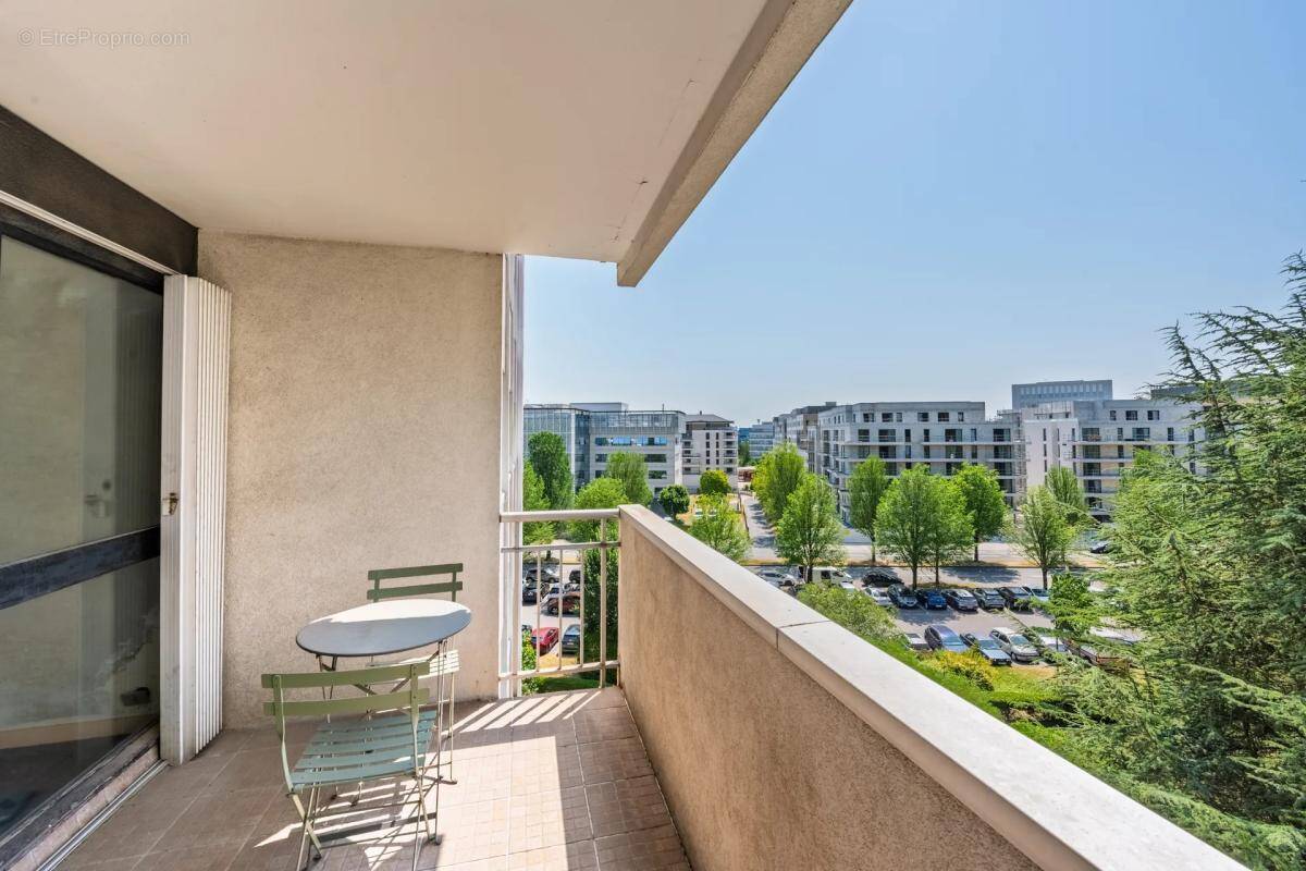 Appartement à VELIZY-VILLACOUBLAY