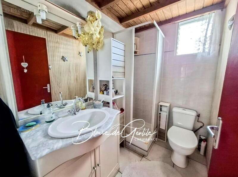 Maison à BAIE-MAHAULT