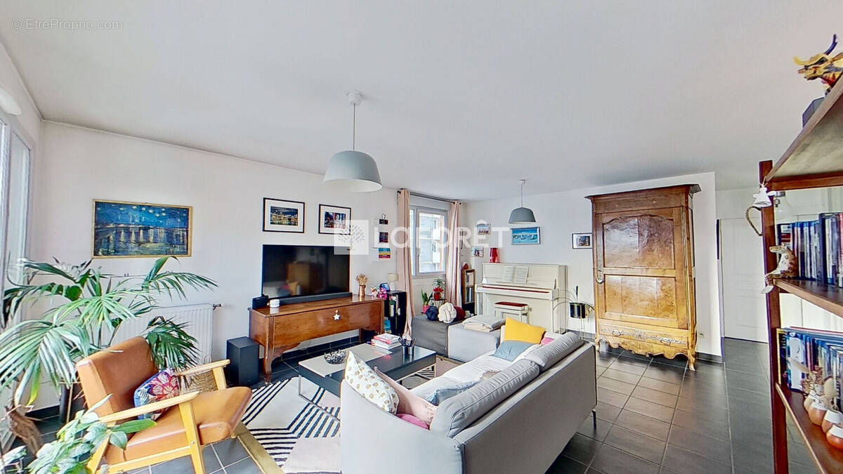 Appartement à LYON-8E