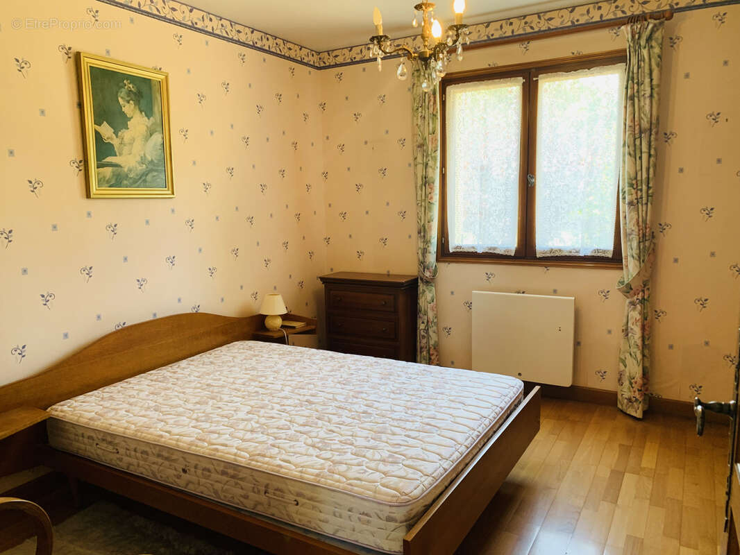 Maison à CHEROY