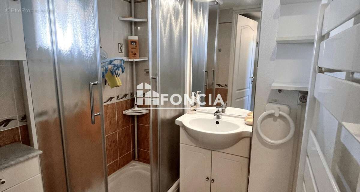 Appartement à LA LONDE-LES-MAURES