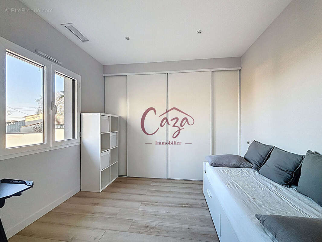 Maison à CAMBLANES-ET-MEYNAC