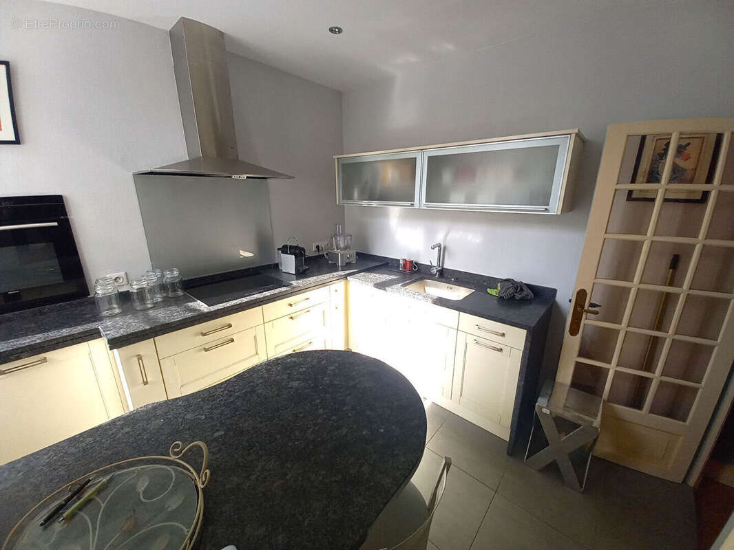 Appartement à FOUGERES