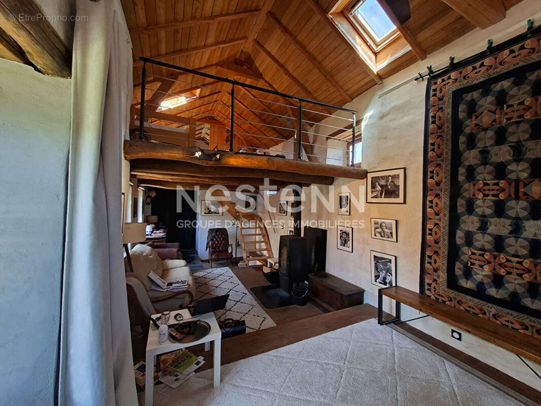 Maison de hameau en pierre à vendre à Saint-Germain-de-Calberte ? 157 m², 5 chambres, cour intérieure et vue sur la vallée - photo 9