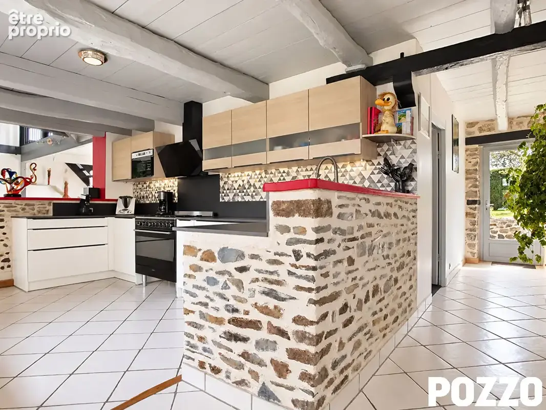 A Vendre - Saint Georges De Grehaigne - Maison 6 pièce(s) 149 m² - photo 8