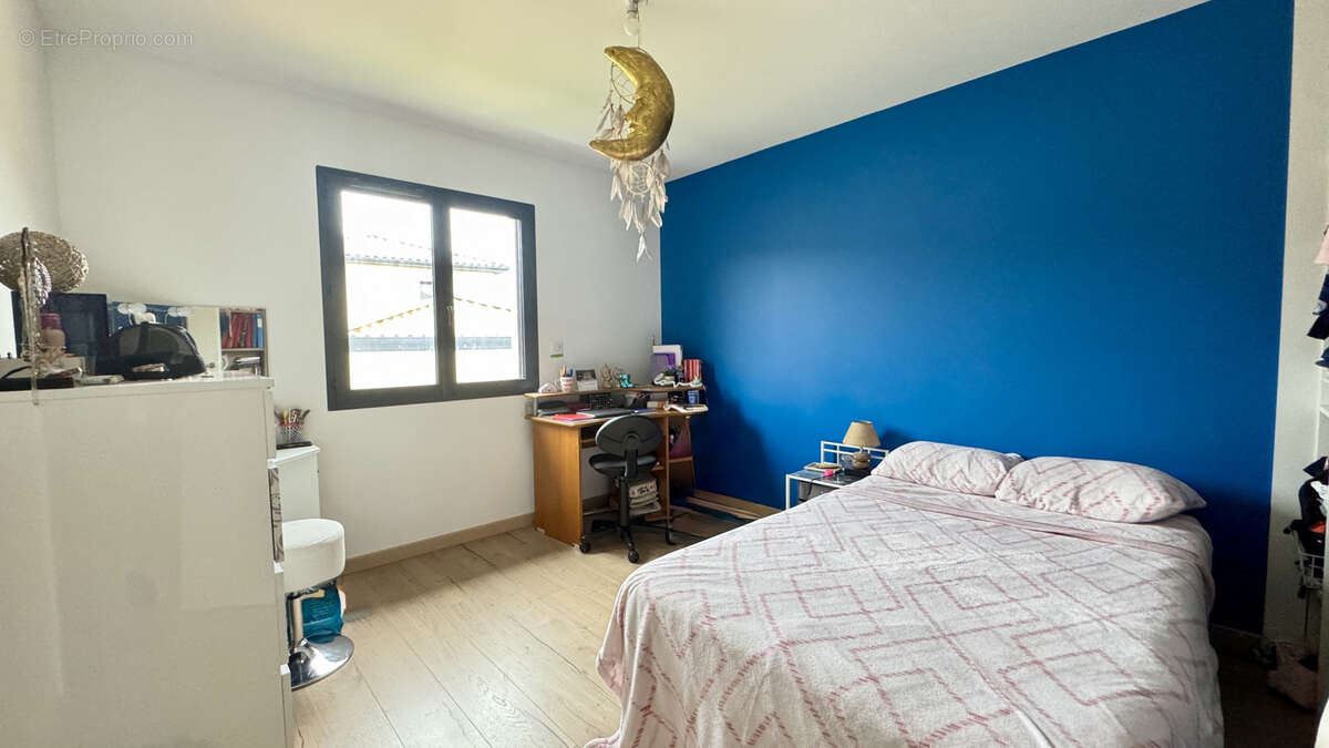 Maison à LE PERREON