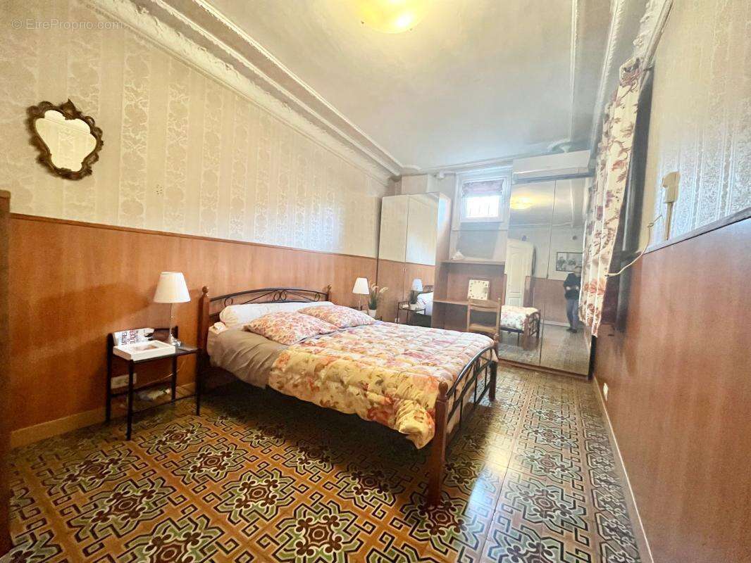 Appartement à MEZE