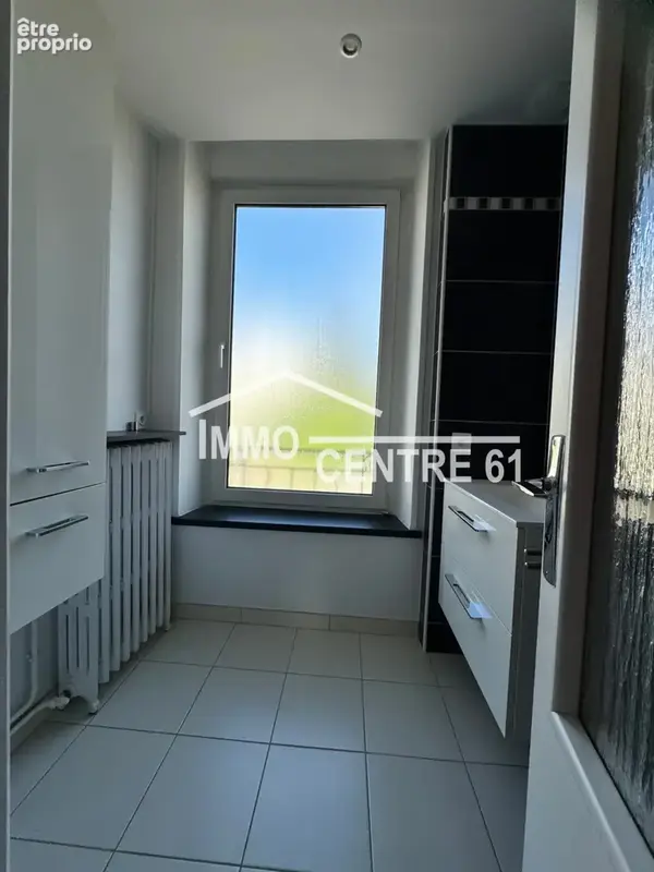 Spacieuse propriété avec dépendances. - photo 17