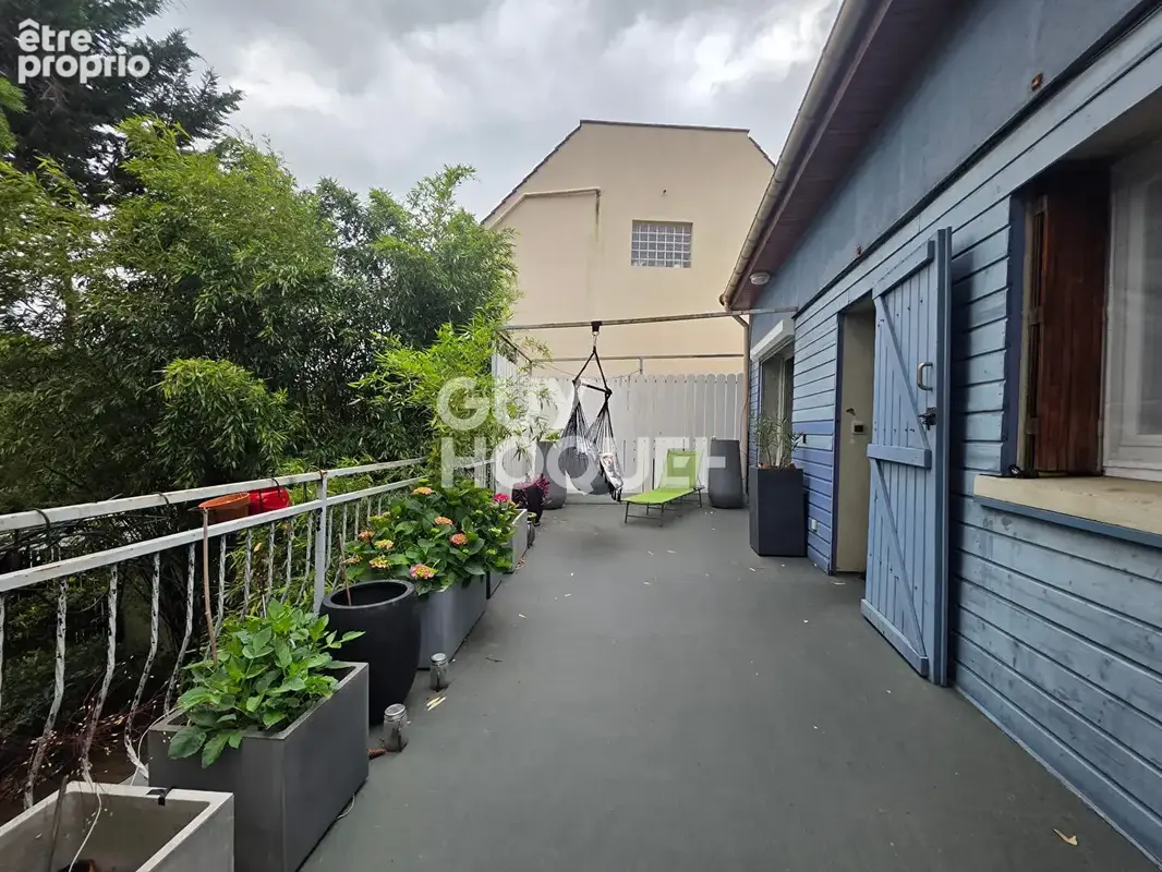 Maison familiale 5 chambres avec jardin - Proche commerces et transports - photo 1