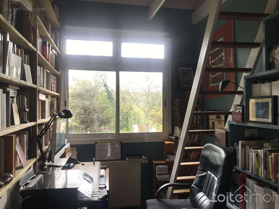 Maison à SAINT-REMY-LES-CHEVREUSE