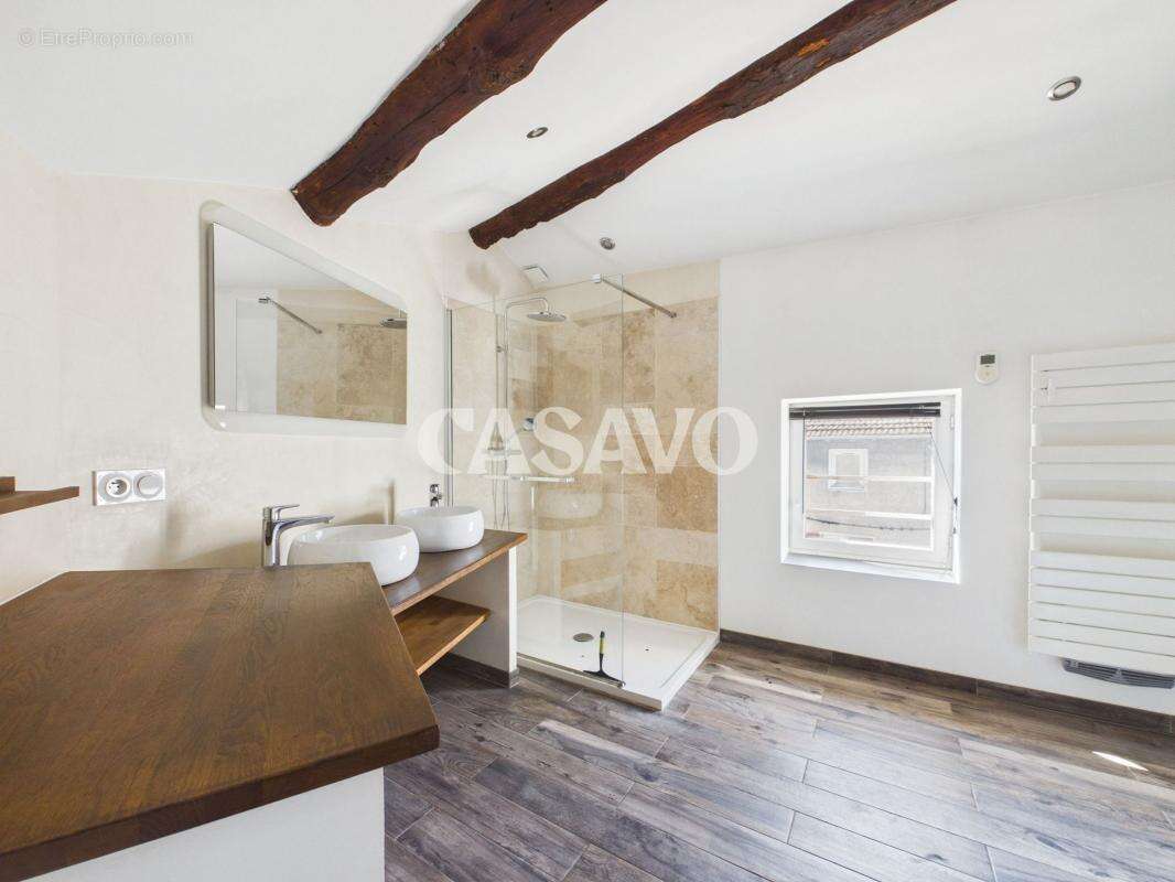 Appartement à LYON-1E