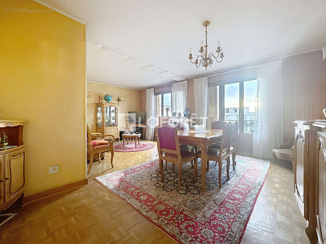 Appartement à CHAMPIGNY-SUR-MARNE