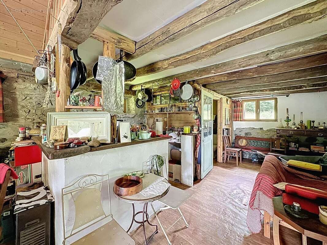 Maison à CAMPAN