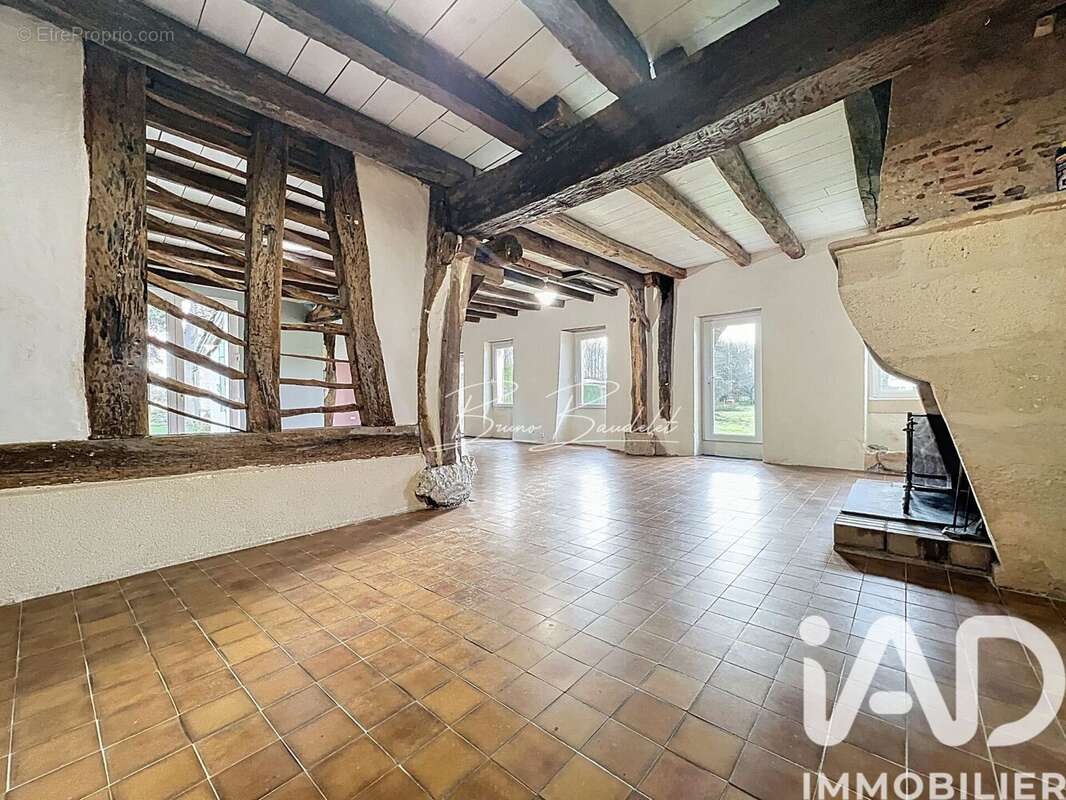 Maison 262 m² à Madirac  - photo 3