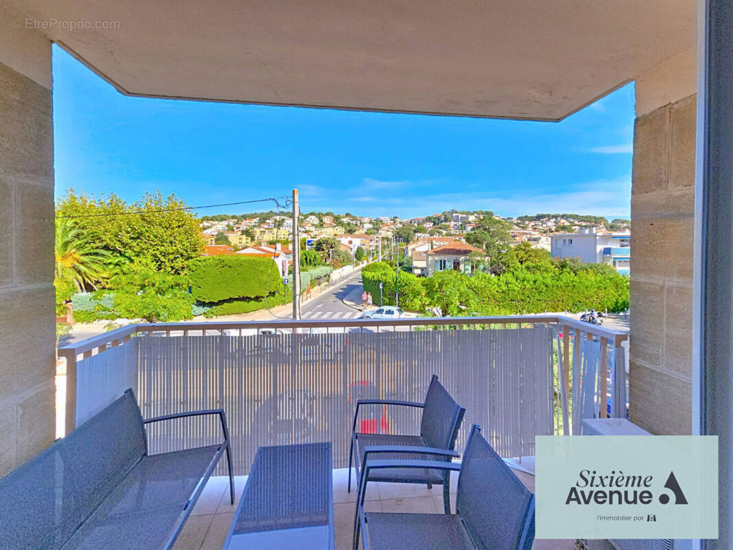 Appartement à SIX-FOURS-LES-PLAGES