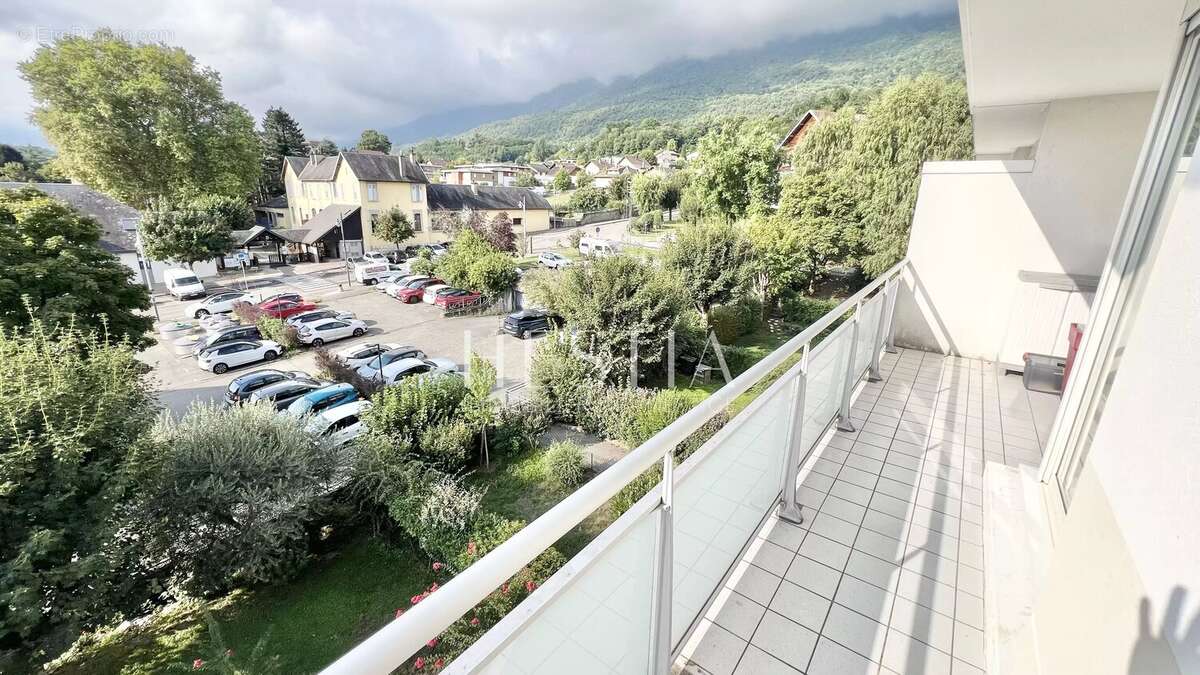 Appartement à LE BOURGET-DU-LAC