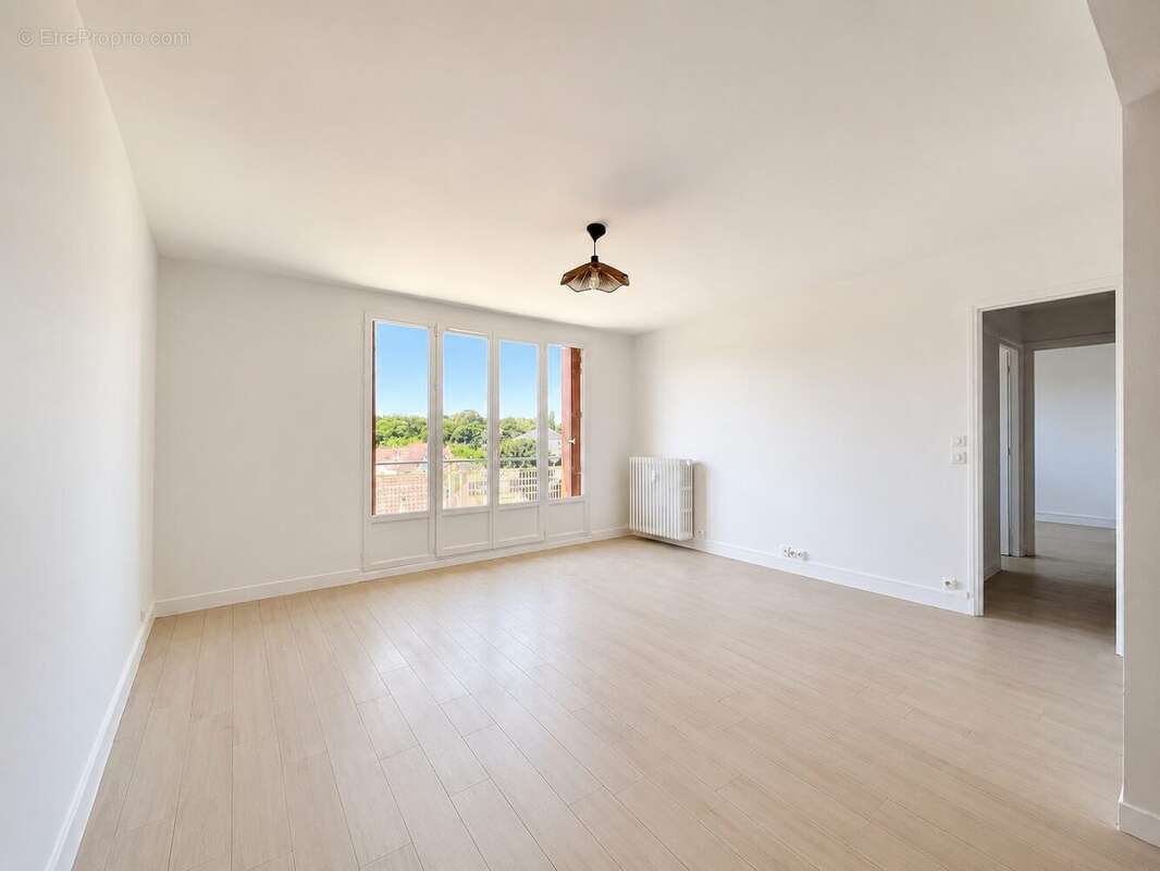 Appartement à MAISONS-LAFFITTE
