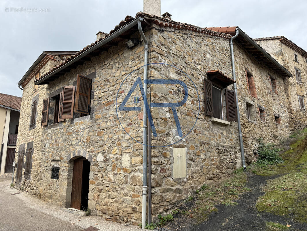 Maison à LAVAUDIEU