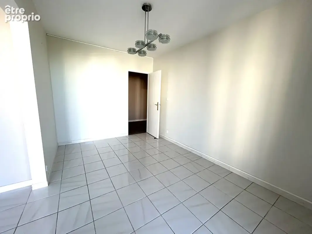 Appartement  5 pièce(s) 92.43 m2 - photo 12