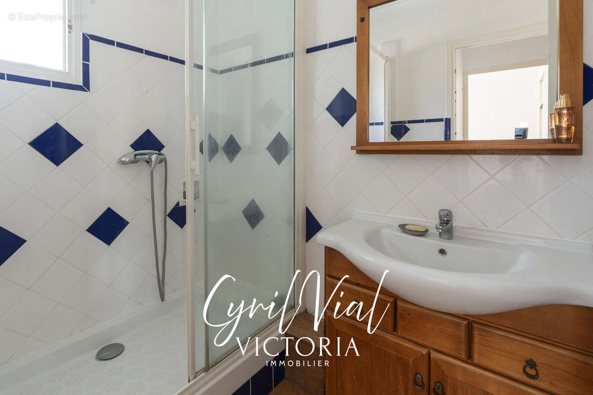 Appartement à SAINT-MANDRIER-SUR-MER