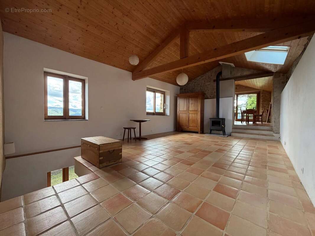 Maison à NONIERES