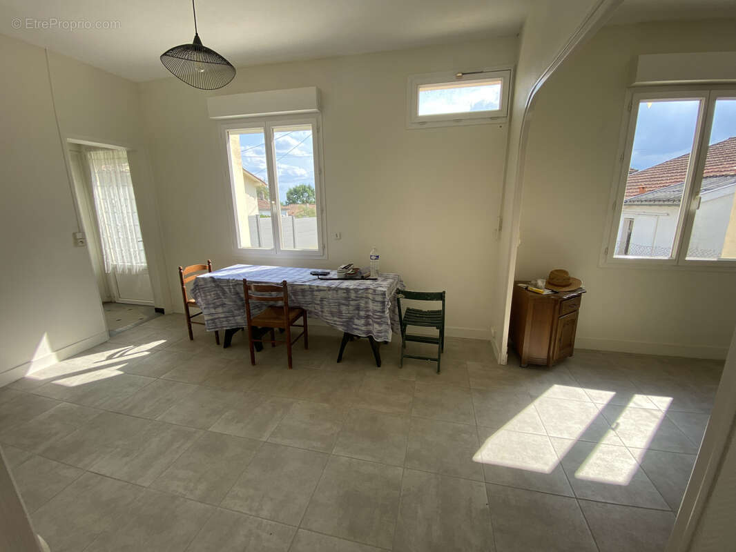 Maison à LA REOLE
