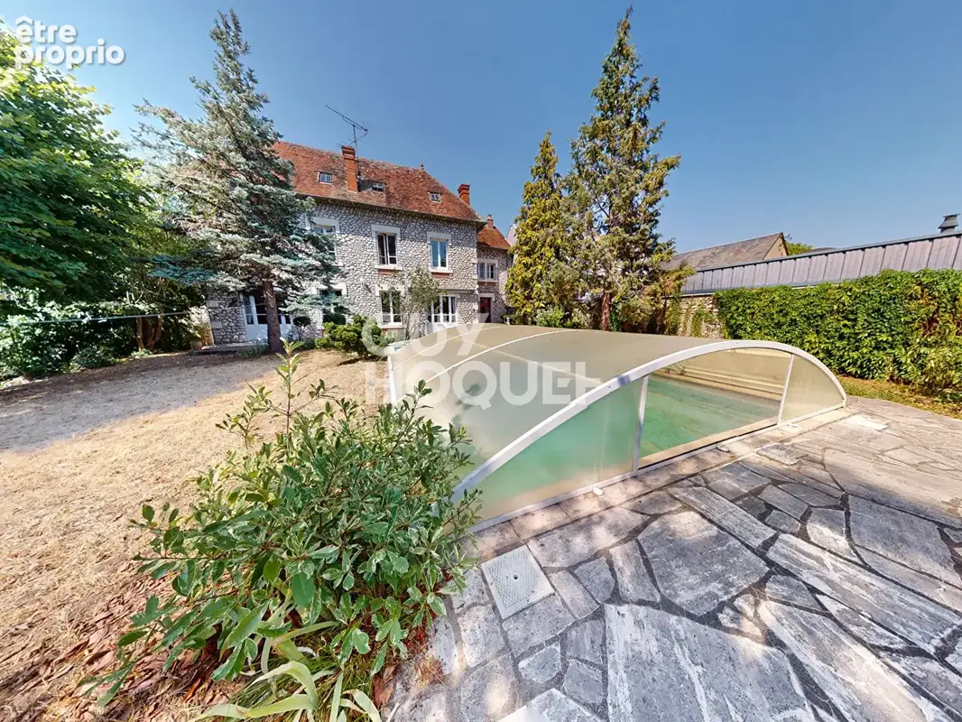 Villa/Propriété d'exception aux multiples possibilités : Maison familiale, dépendance et piscine - Terrain de 1 679m² - Garage - photo 10