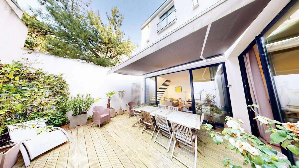 Maison à SAINT-CLOUD