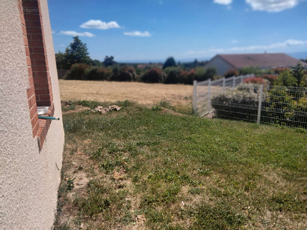 Maison à ROZIER-EN-DONZY