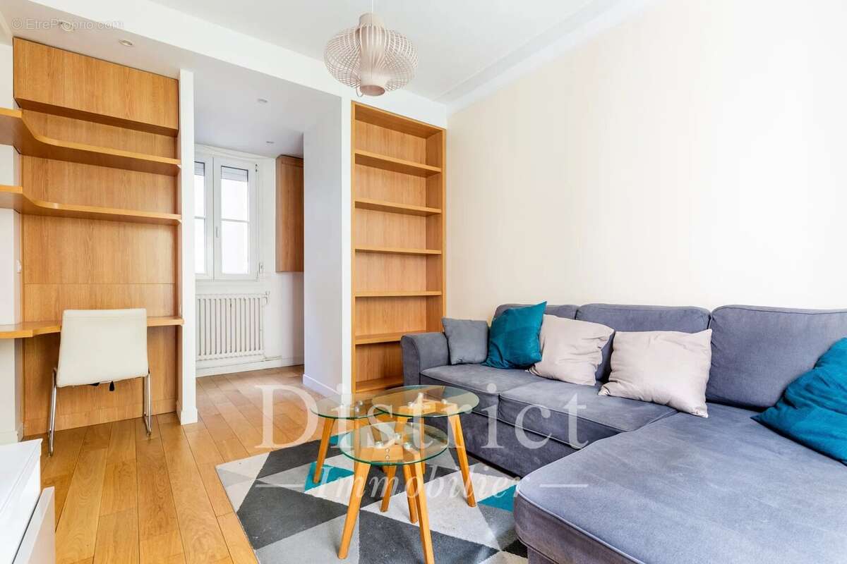 Appartement à PARIS-15E