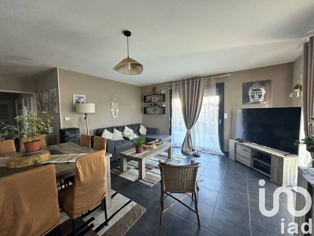 Photo 1 - Maison à CINQ-MARS-LA-PILE