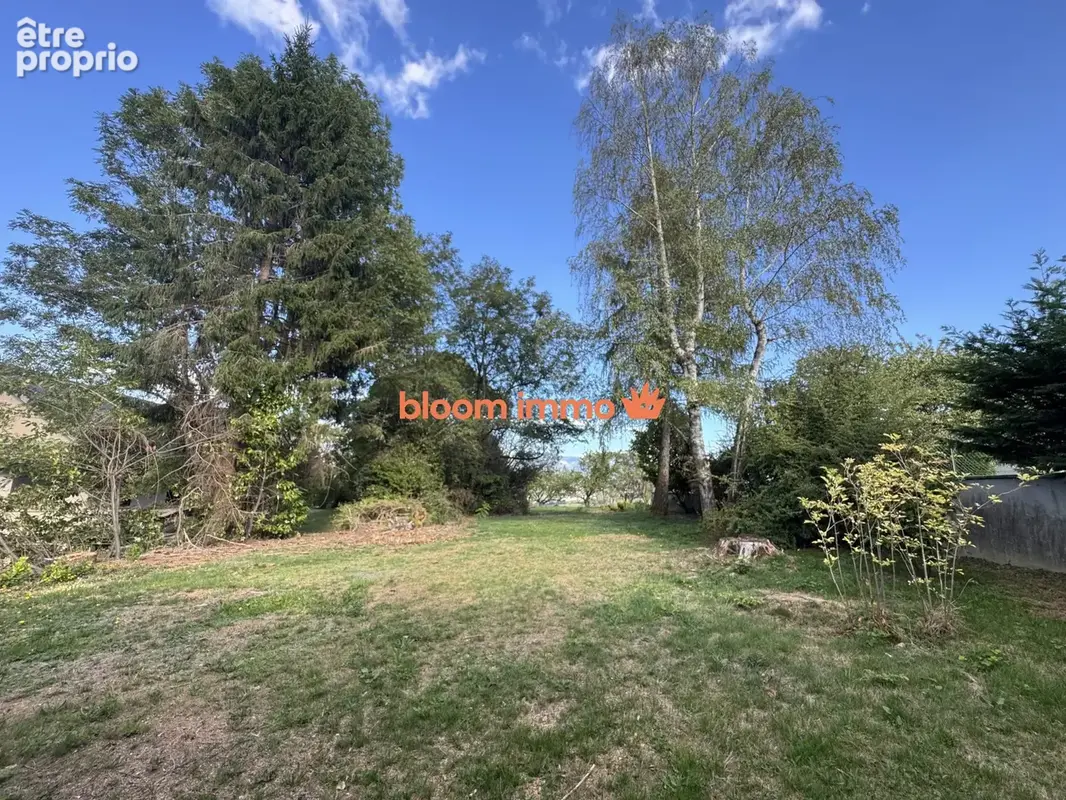 Terrain 1 025 m² à vendre à La Motte-Servolex (73290) - photo 2