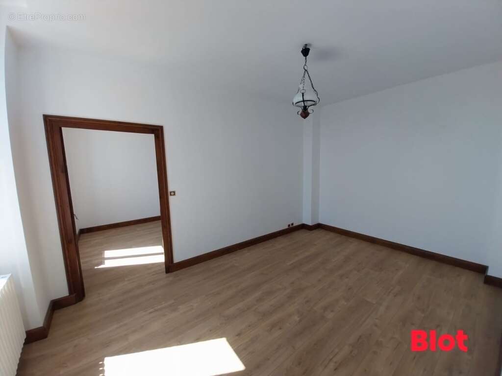 Maison 178 m² à Prince  - photo 7