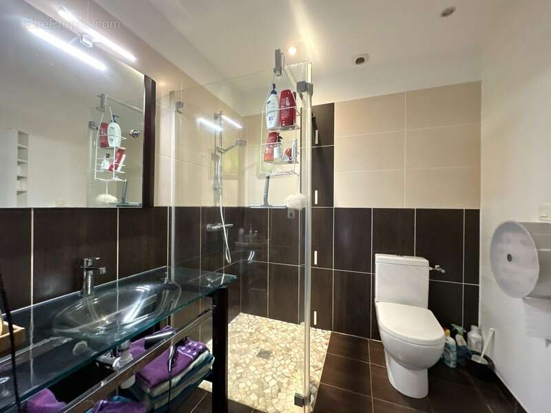 Maison à GOUVILLE-SUR-MER