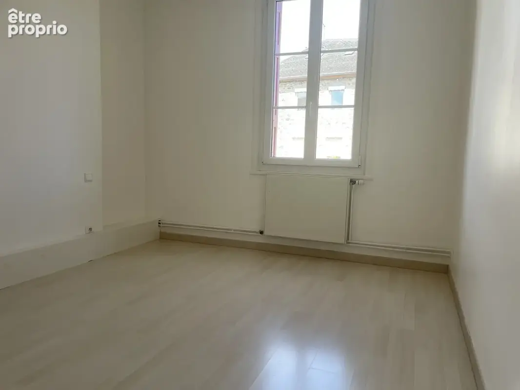 APPARTEMENT CENTRE VILLE parfait état - possibilité de 3 Chambres - photo 9