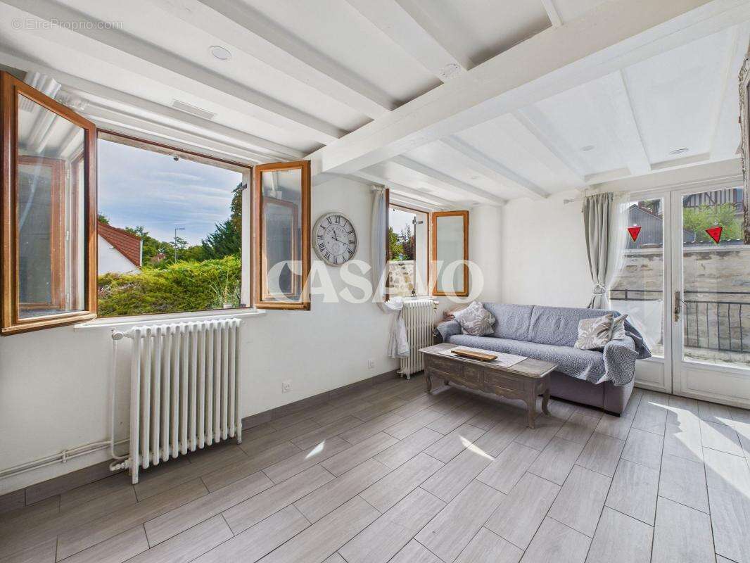 Appartement à SAINT-OUEN-L'AUMONE