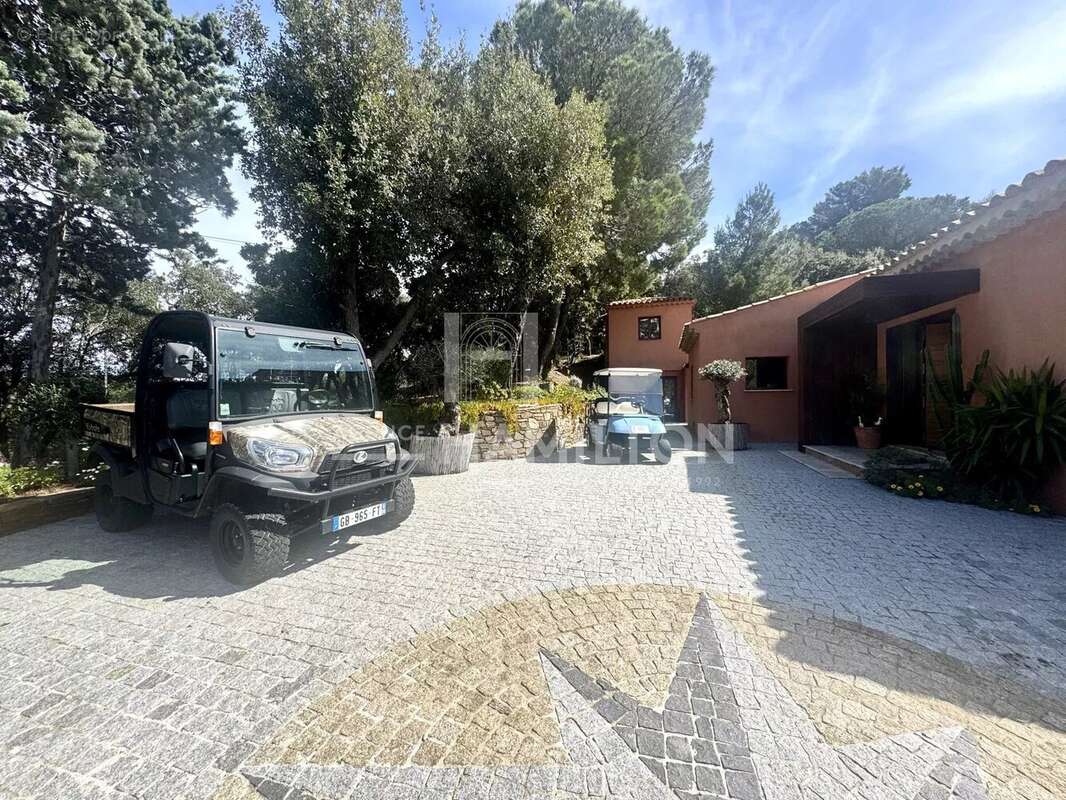 Maison à LE LAVANDOU