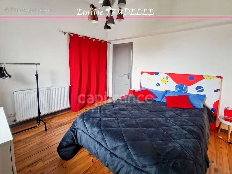 Maison à LA CHARTRE-SUR-LE-LOIR