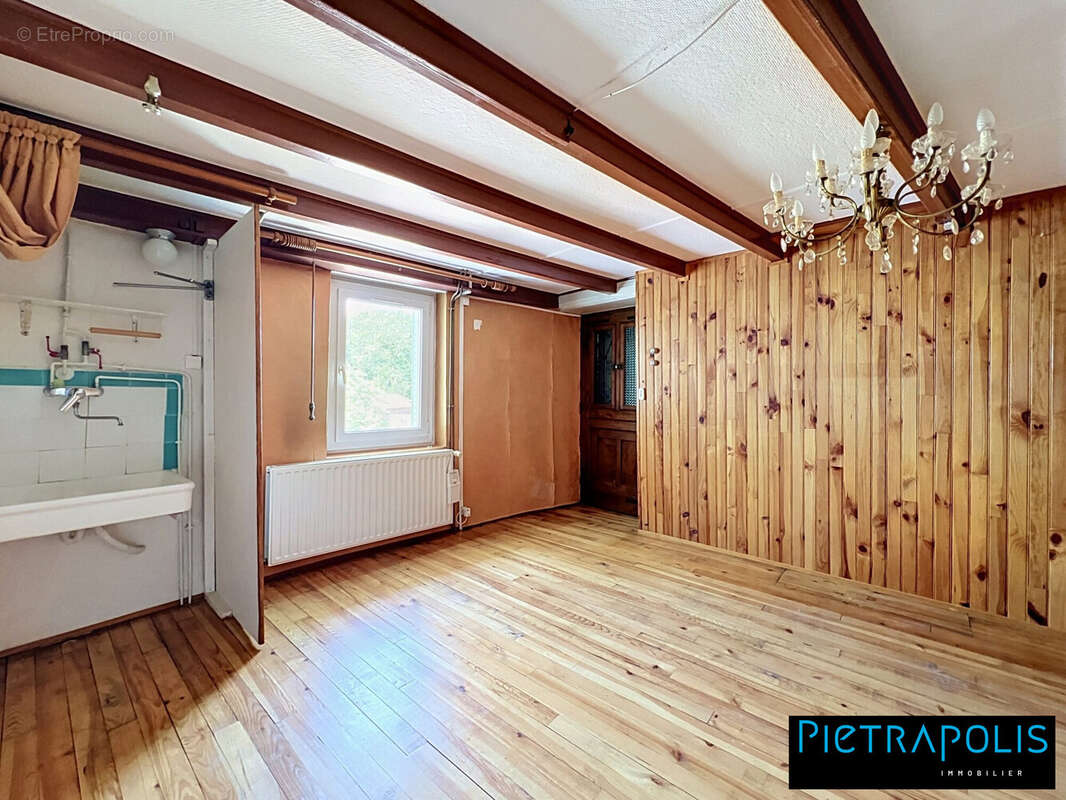 Maison 87 m² à Labalme  - photo 7