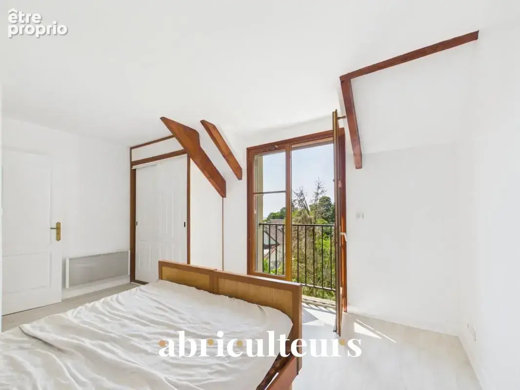 Maison familiale lumineuse avec grand jardin, terrasse et 5 chambres à Saint-Leu-la-Forêt (95320) - photo 22