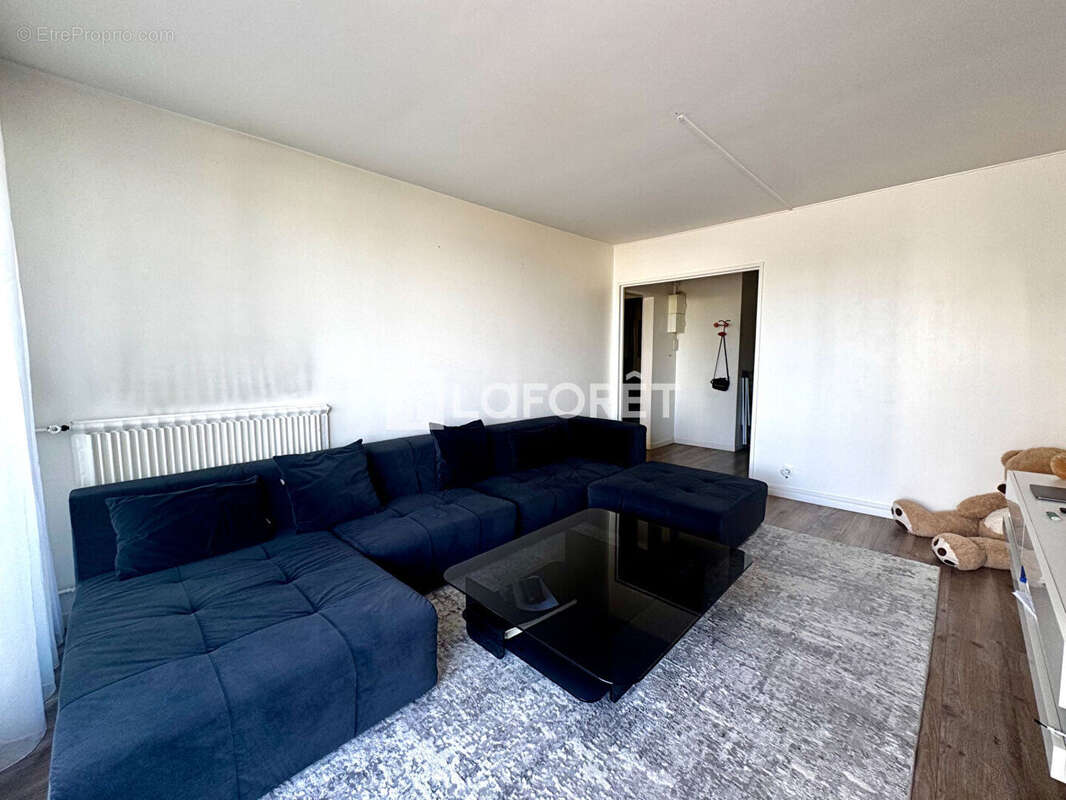 Appartement à LIVRY-GARGAN