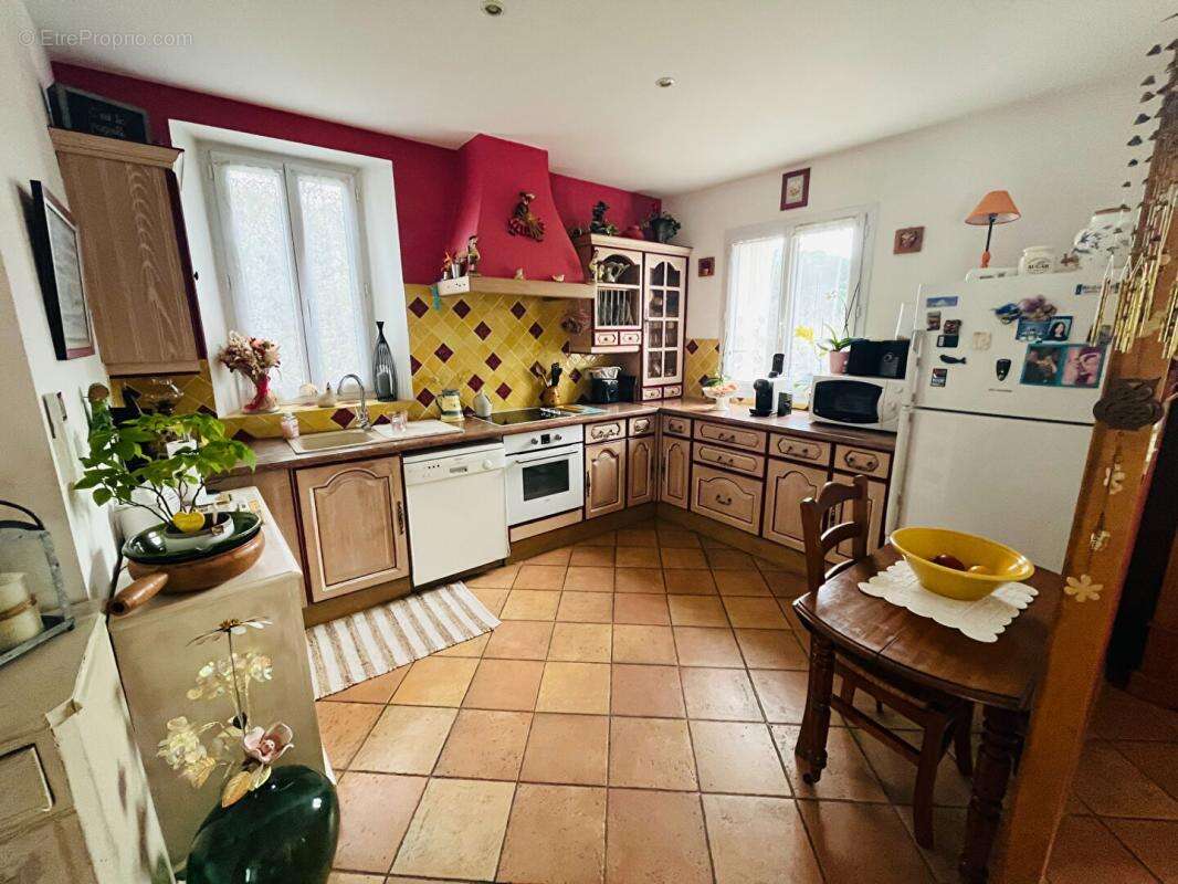 Propriété à vendre sur Carcès - 184m² - photo 3