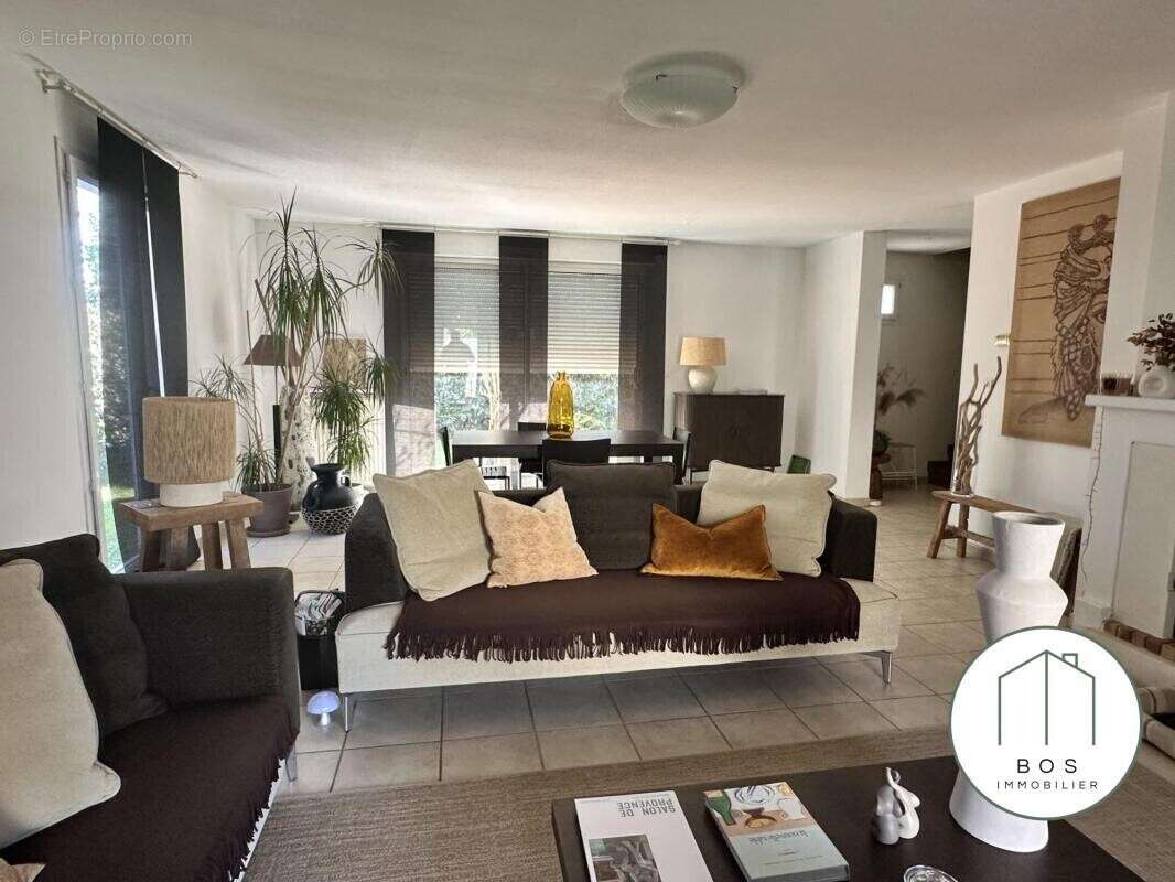 Maison à SALON-DE-PROVENCE