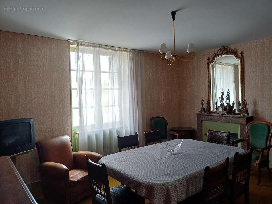 Photo 7 - Maison à CHALAIS