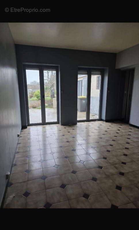 Maison à AULNOYE-AYMERIES