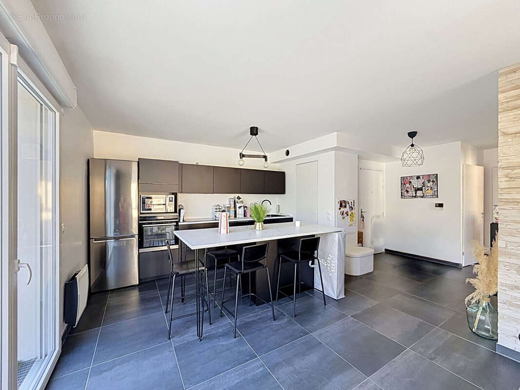 Appartement Marseille 3 pièce(s) 61.25 m2 - photo 3